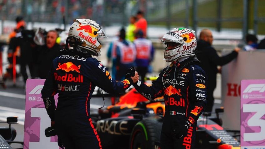 'Checo' Pérez y Max Verstappen "en otra liga": Fernando Alonso no cree que pueda alcanzar a Red Bull