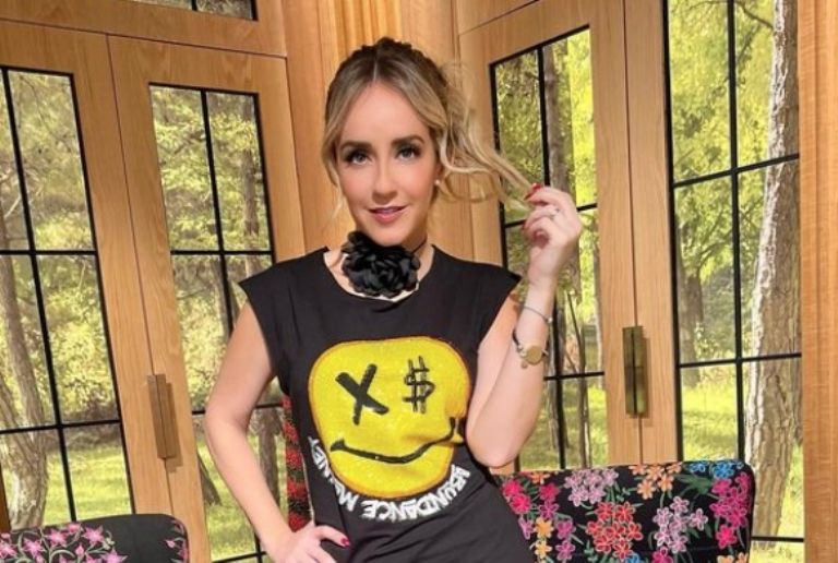 Instagram @ventaneandouno