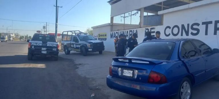 Autoridades atienden atraco en Ciudad Obregón, Sonora. Foto: Facebook