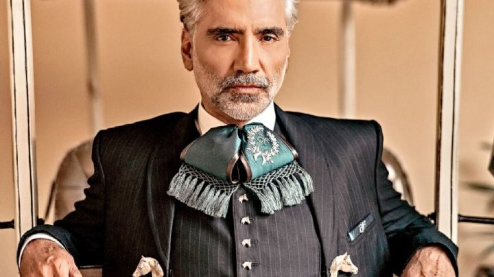 Tras veto de la prensa, Alejandro Fernández deja México y lo destrozan en Internet