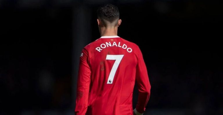 CR7 