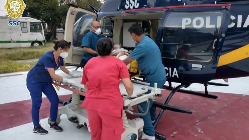 Joven cae de bicicleta y se golpea la cabeza, Grupo Cóndores lo traslada al hospital