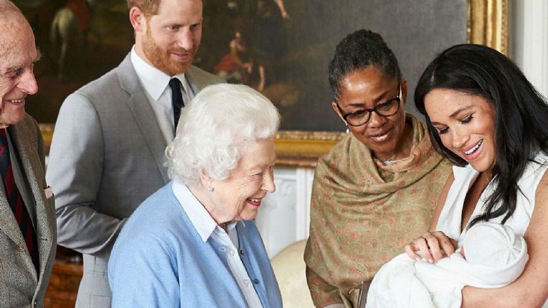 Meghan Markle presenta a su hijo Archie
