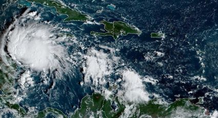 Conagua: Huracán 'Lisa' se degrada a Tormenta Tropical; esta entidad suspende clases por lluvias