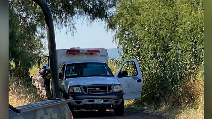 Localizan restos humanos a la orilla de una brecha de terracería; tenían 'narcomensaje'
