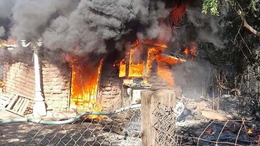 Voraz incendio en vivienda de Cajeme moviliza a los Bomberos: Inmueble queda hecho cenizas