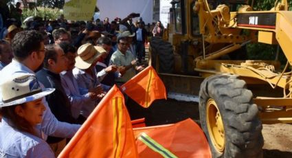 Autoridades renuevan caminos en la zona de los Volcanes del Estado de México