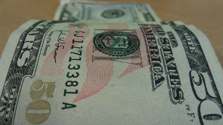 ¿Compras o vendes? Así se comporta el dólar en bancos del país este 5 de noviembre