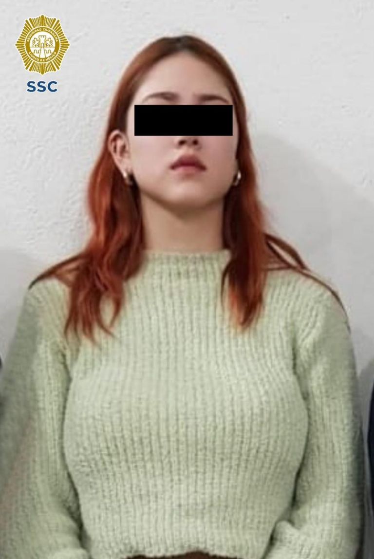 Vanessa 'N' es detenida por el feminicidio de Ariadna. Foto: Twitter