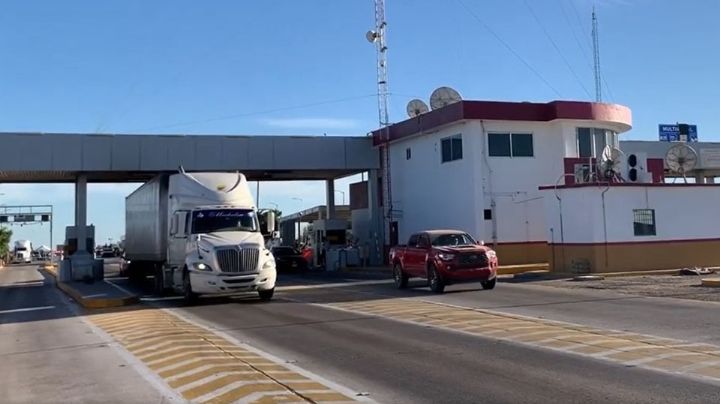 Sonora: Transportistas se niegan a pagar peaje en la caseta 'La Jaula'
