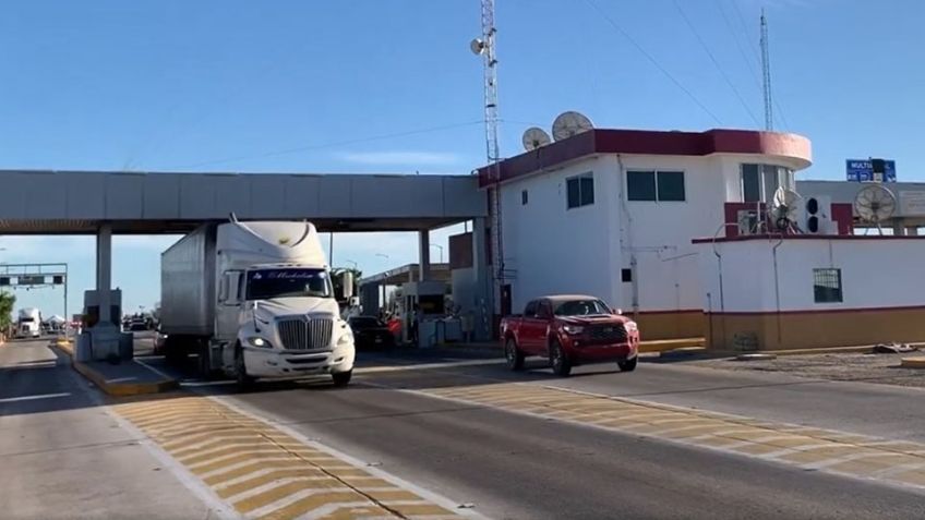 Sonora: Transportistas se niegan a pagar peaje en la caseta 'La Jaula'