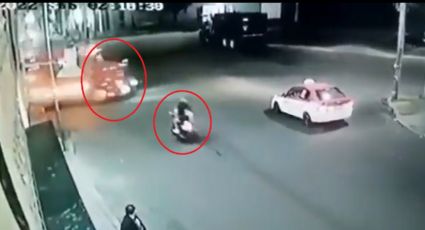 (VIDEO) Fatídico accidente en CDMX: Jóvenes colisionan contra tráiler y mueren al instante