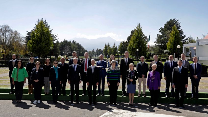 Alfredo Del Mazo recibe a embajadores de la Unión Europea en México; destaca relaciones