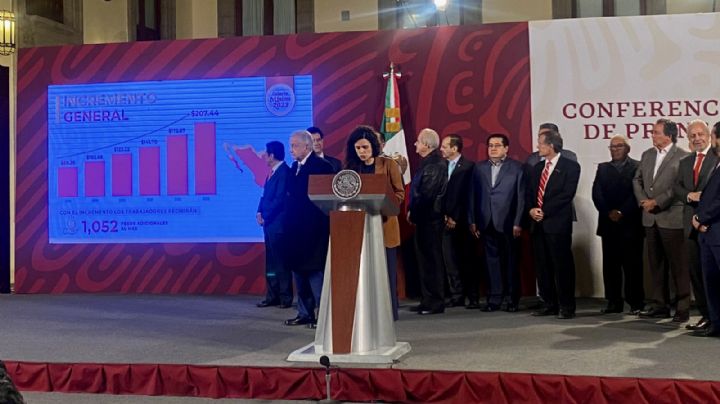'Mañanera' de AMLO: El salario mínimo en México aumentará un 20% en 2023