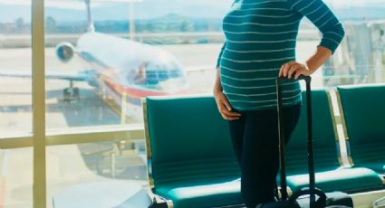 Insólito: Mujer toma un vuelo sin saber que estaba embarazada; dio a luz en las alturas
