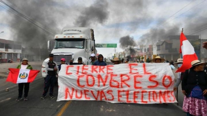 Perú: Toque de queda y consulta a embajadores acontece hoy por destitución de Pedro Castillo