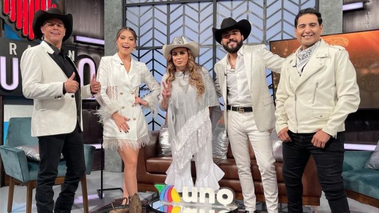 Elenco de Corazón Grupero