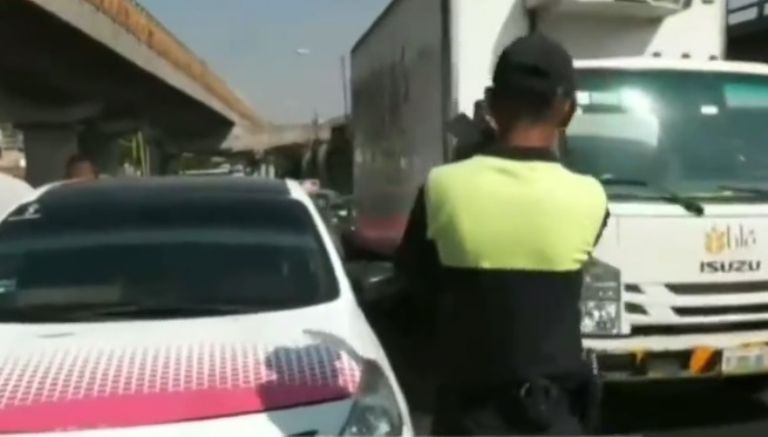 Choque en avenida Oceanía