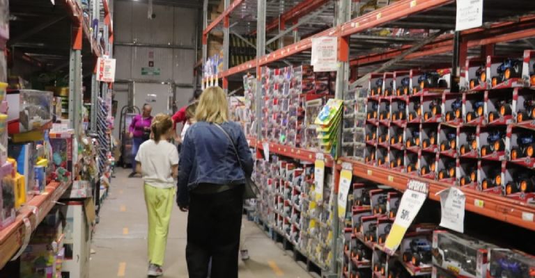 Circo de los Juguetes de Ley es 20 años de hacer felices a niñas y niños