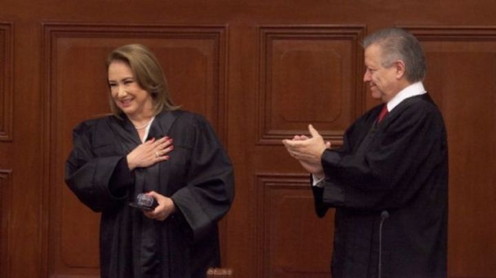 Ministra Yasmín Esquivel, acusada de plagio, no es candidata de AMLO para la SCJN