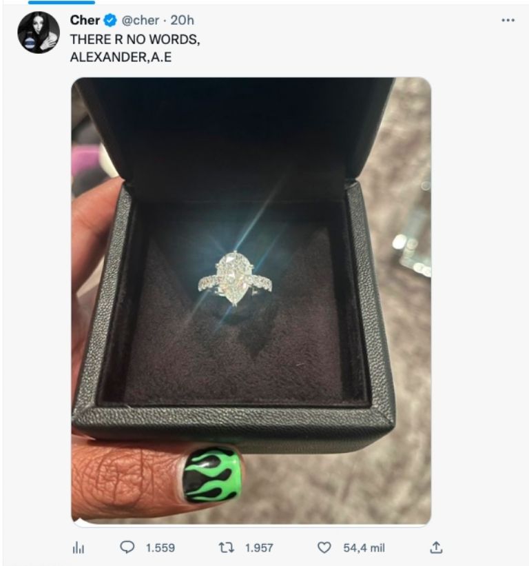 Anillo de diamantes de Cher 