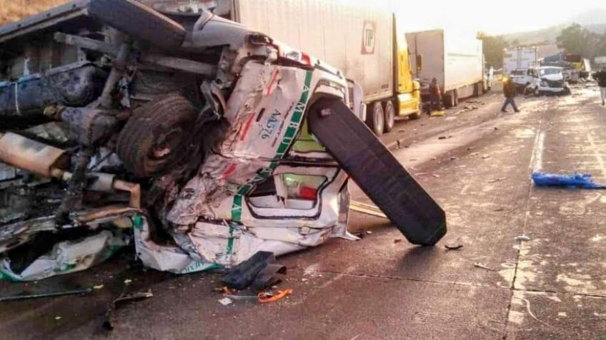 Brutal accidente en la autopista México-Querétaro deja un muerto y provoca caos