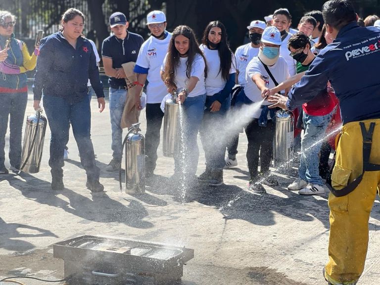 Ejército de jóvenes