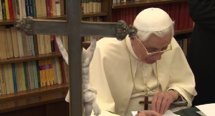 Estable pero grave: Salud de Benedicto XVI no muestra cambios; ofició misa este día