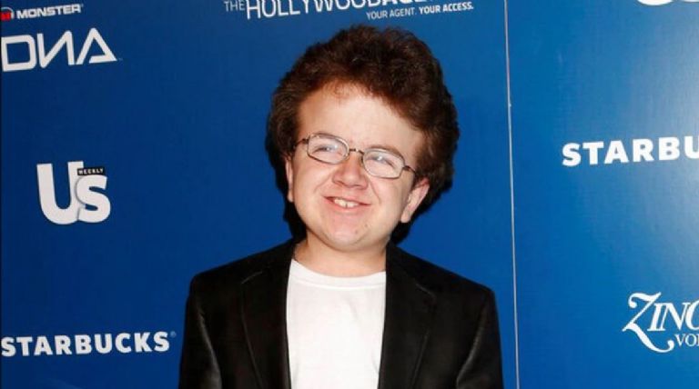 Keenan hizo diversas colaboraciones