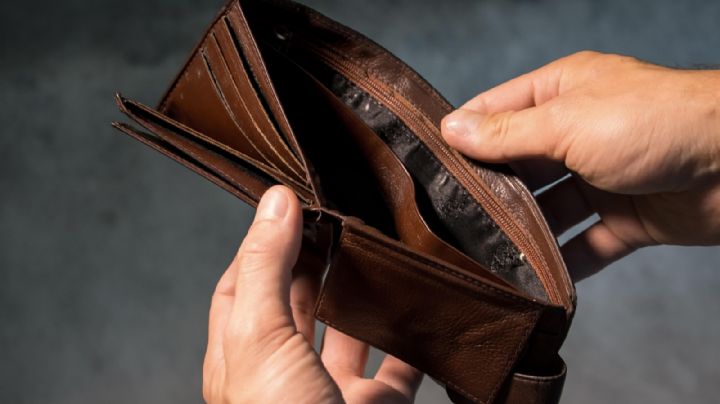 Tiktoker demuestra cómo sobrevivir con 2 mil pesos al mes en una de las ciudades más caras del mundo