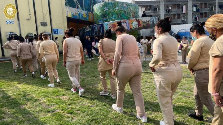 Autoridades vacunan a más de 3 mil reos de la Ciudad de México contra la influenza