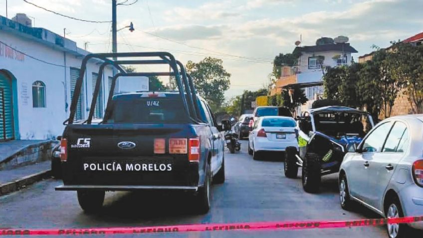 Sin cruzar palabra alguna, gatilleros acribillan y matan a un sujeto en Morelos