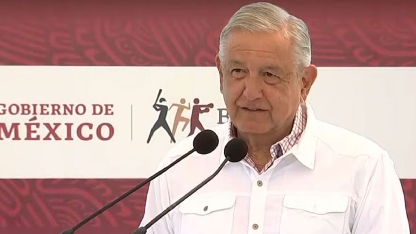 AMLO visita Hermosillo para supervisar construcción de Academia de Beisbol en el Héctor Espino