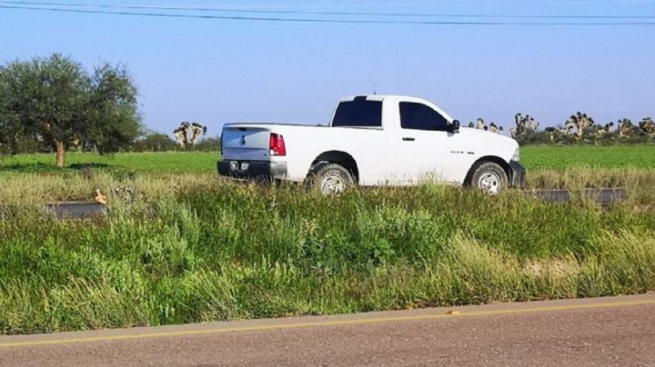Hallan tres cuerpos 'embolsados' dentro de camioneta abandonada en carretera de Zacatecas
