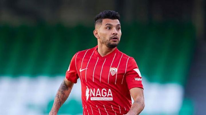 'Tecatito' vuelve a la convocatoria del Sevilla para encuentro contra el Espanyol