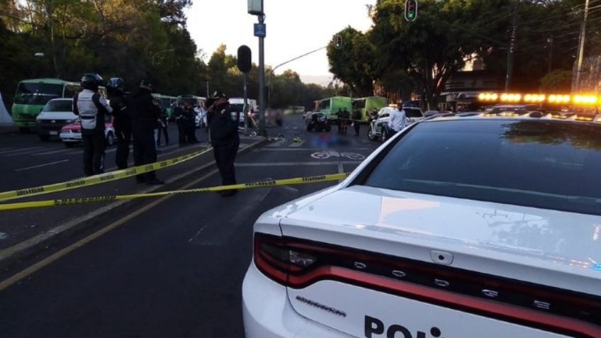 Fatal: Motociclista muere tras ser embestido por un vehículo en CDMX