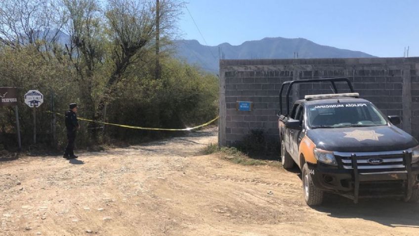 Fuego en Nuevo León: Comando armado irrumpe en quinta y asesina a tres hombres