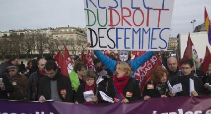 Francia extiende tiempo para práctica de aborto legal; será hasta la semana 14