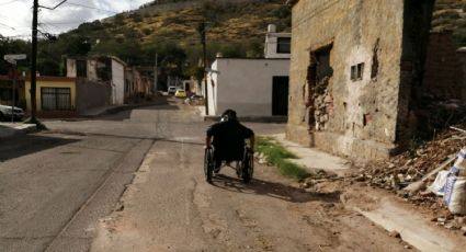 Calles de Hermosillo no ofrecen condiciones seguras para los peatones ni personas con discapacidad