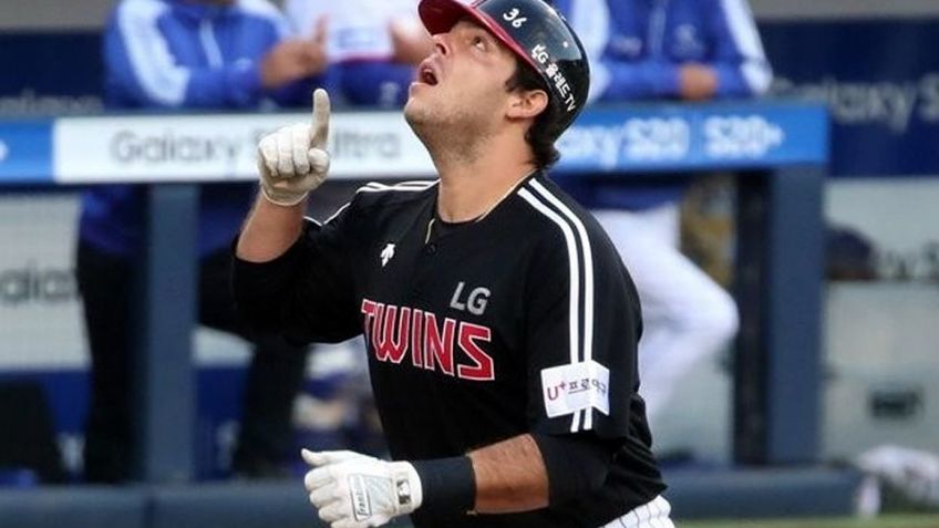 Cañonero sonorense firma contrato de ligas menores con Medias Rojas de Boston