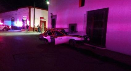Taxista es asesinado a balazos en García, Nuevo León; quedó dentro de la unidad