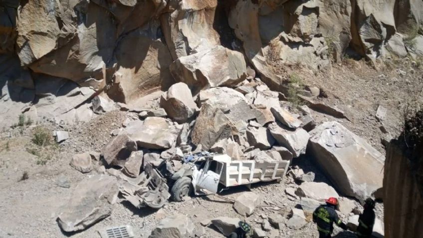 VIDEO: Derrumbe en mina de Toluca deja cuatro trabajadores lesionados y un camión sepultado