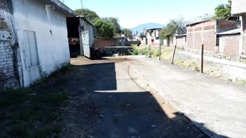 De miedo: Abandonan cuerpo sin cabeza a la orilla de un río en Michoacán