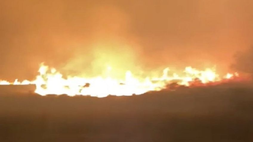 Incendio afecta varias hectáreas en el tramo carretero Hermosillo-Nogales