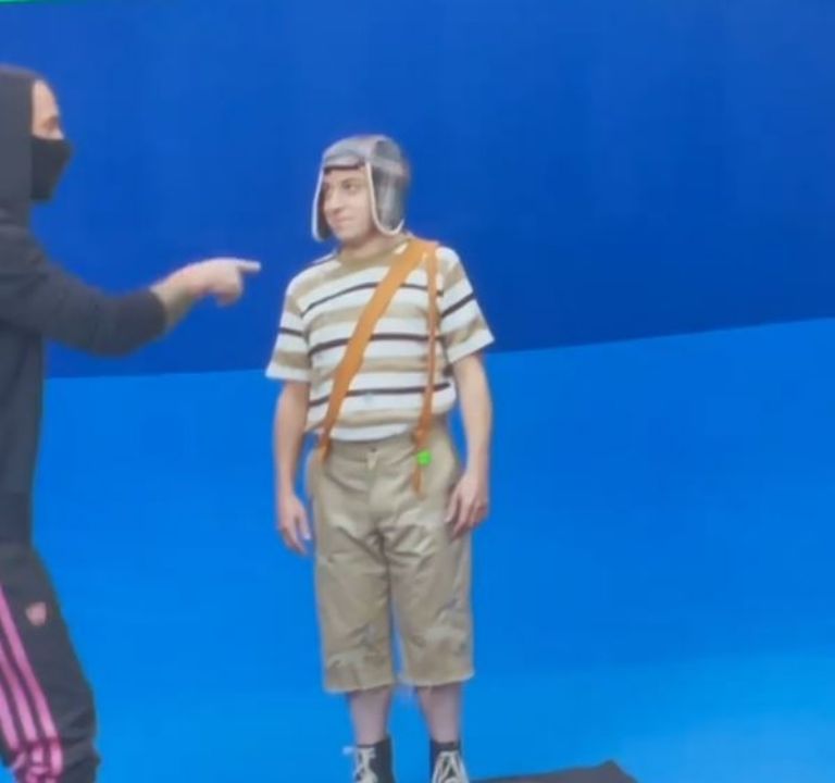 Eugenio Derbez filtra imágenes de 'Chespirito'