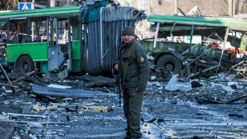 Solo para buscar refugio: Kiev impone toque de queda tras avance de tropas