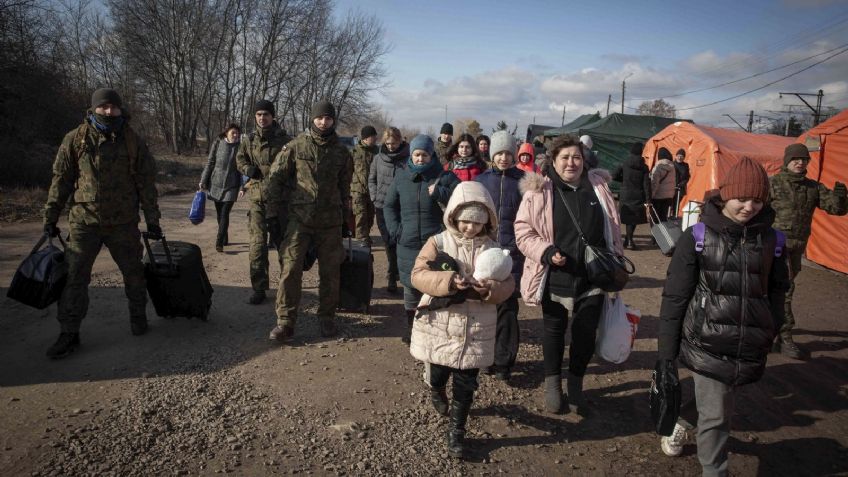 Conflicto en Ucrania: Alrededor de 20 mil civiles huyen de Mariupol por bombardeos rusos