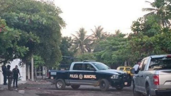 Sicarios privan de la vida a dos hombres al interior de un balneario en Colima
