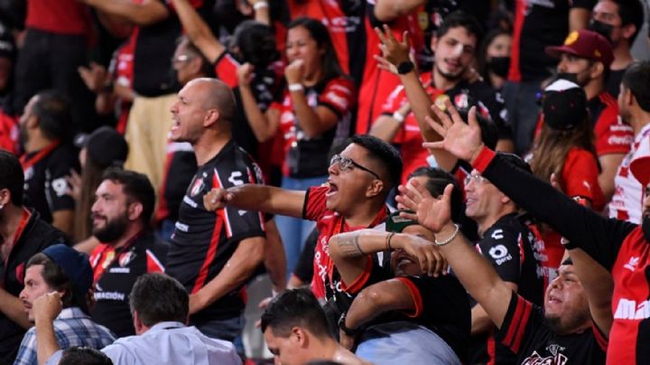 Atlas-Gallos Blancos: Fiscalía de Jalisco detiene a sujetos involucrados en riña en Querétaro