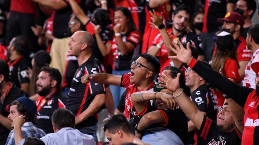 Atlas-Gallos Blancos: Fiscalía de Jalisco detiene a sujetos involucrados en riña en Querétaro